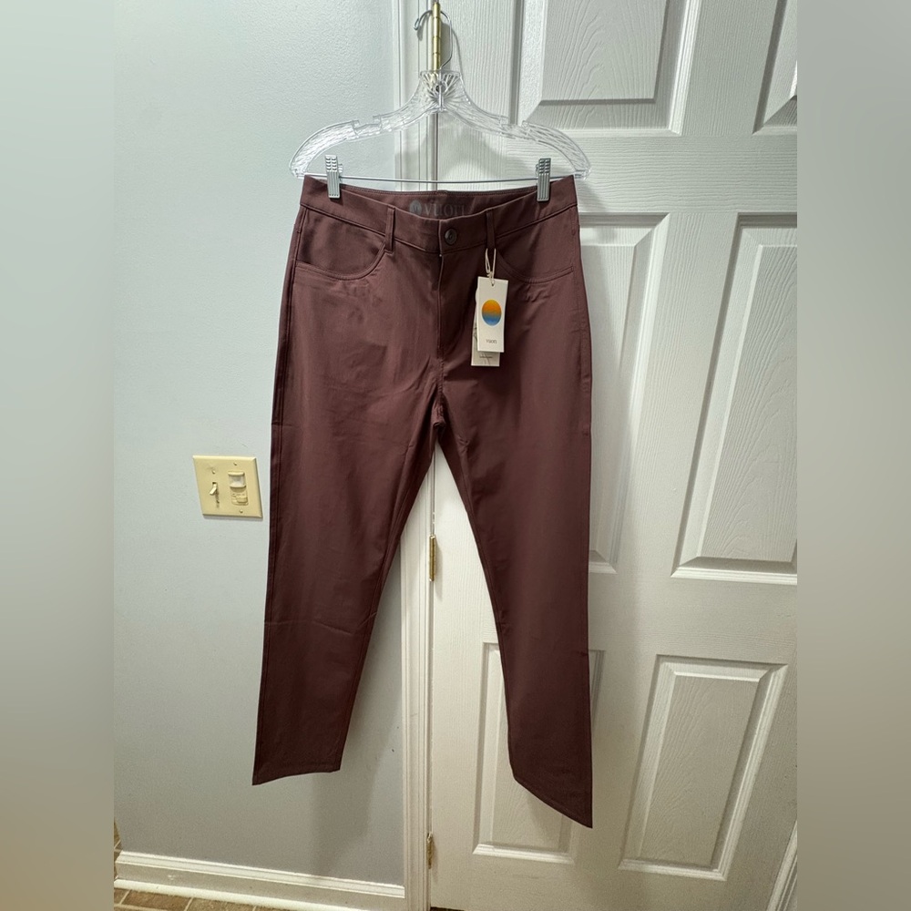 Men’s Vuori Meta Maroon Chestnut Size 32 Athletic Slim Pant 32” Inseam